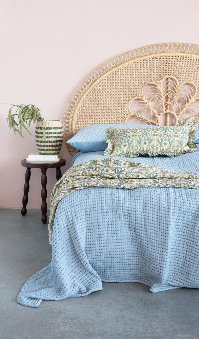Cotton Kantha Stitched Bed Cover with 2 Quilted King Shams
