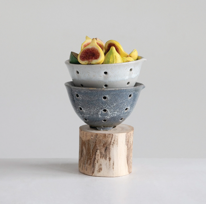 Stoneware Berry Bowl with Glaze