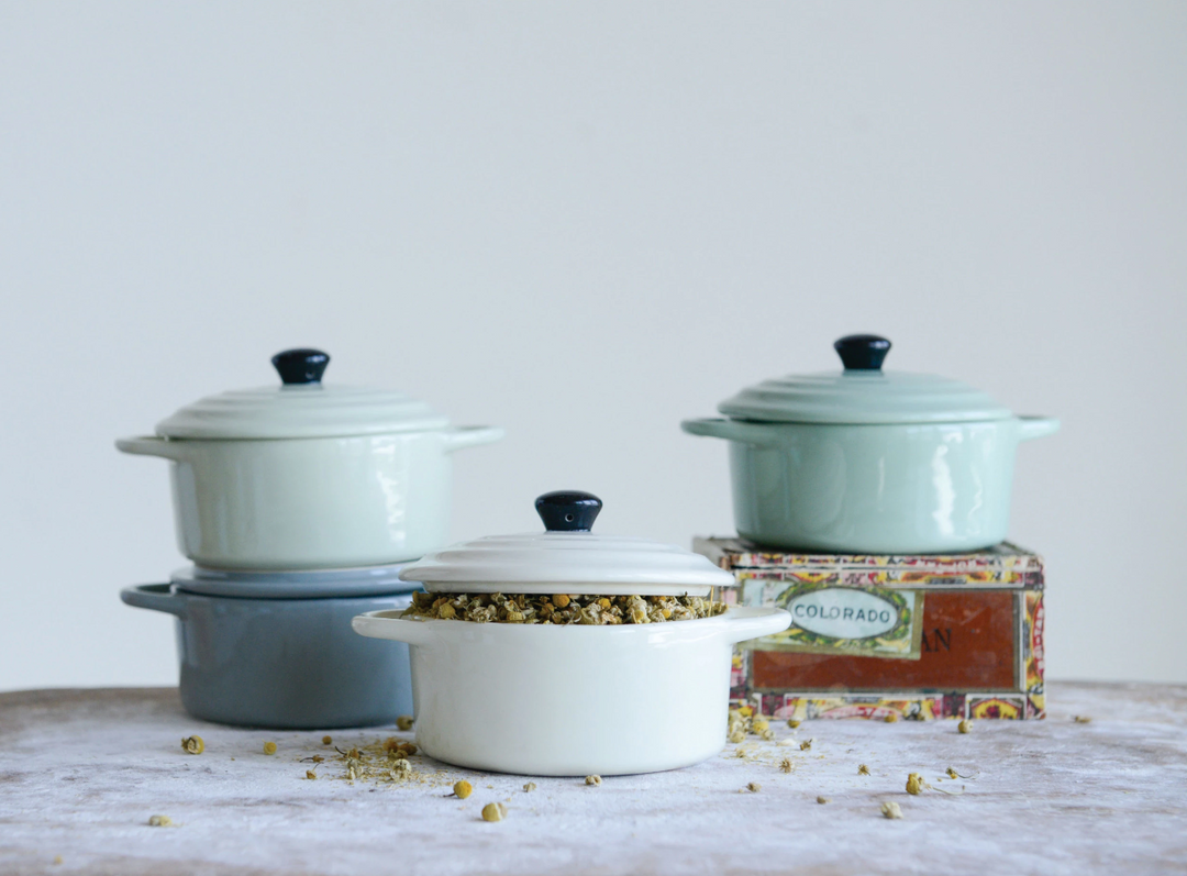 Stoneware Mini Baker with Lid