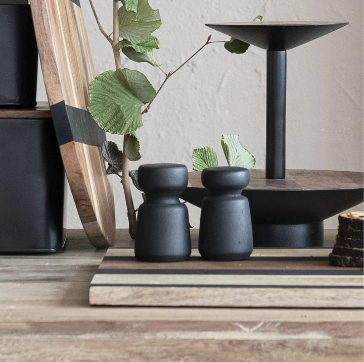 Black Wood S&amp;P Shakers