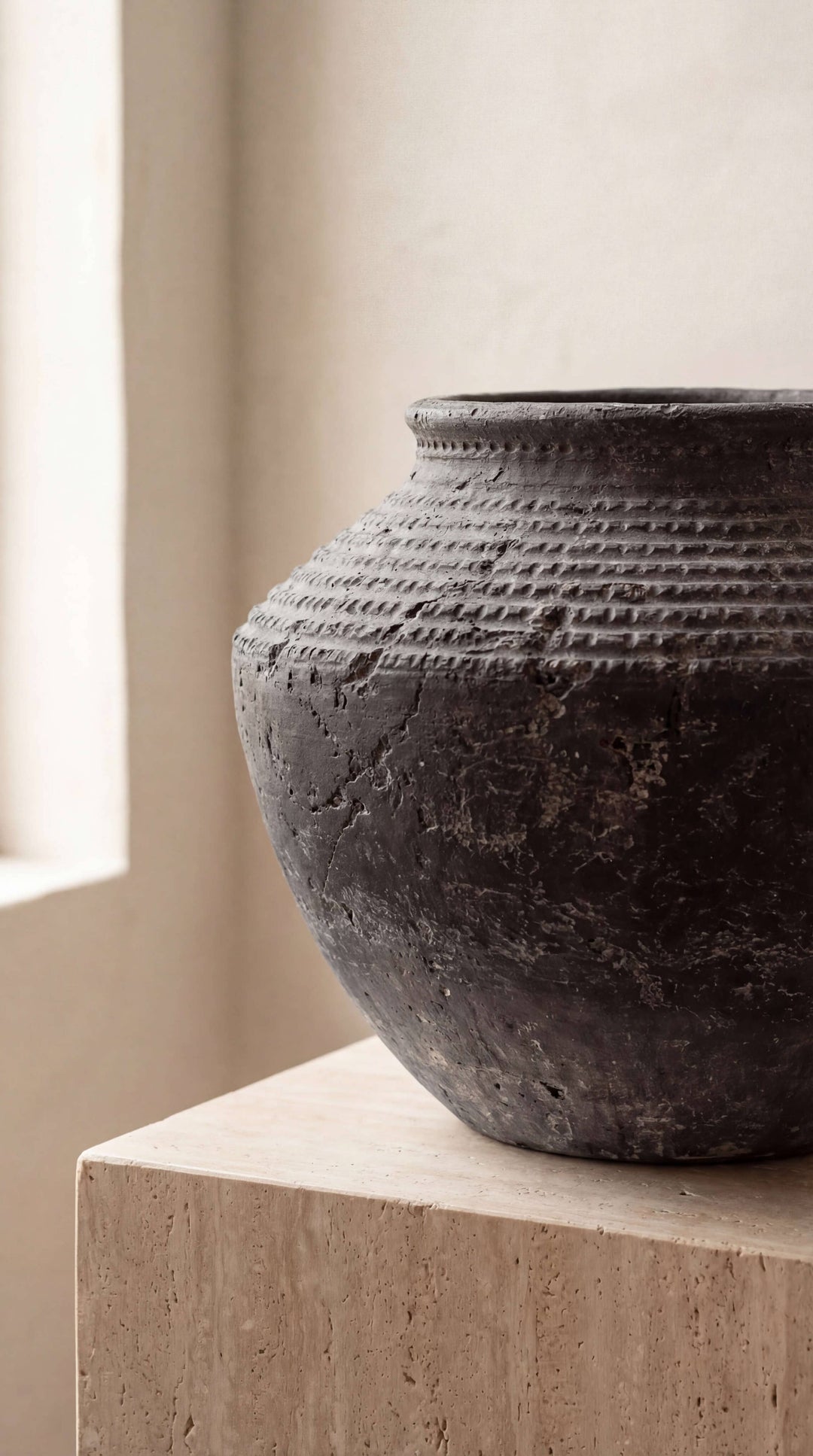 Kaela Vase